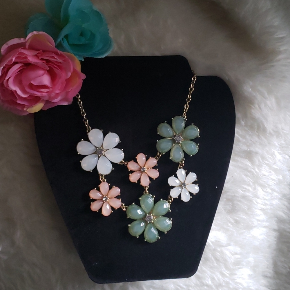 Flower statement  Necklace